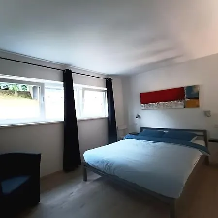 Vakantiehuis Le Havre Du Circuit / Triplex Avec Sauna Malmedy