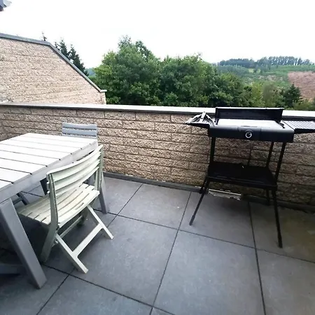 Le Havre Du Circuit / Triplex Avec Sauna * Malmedy