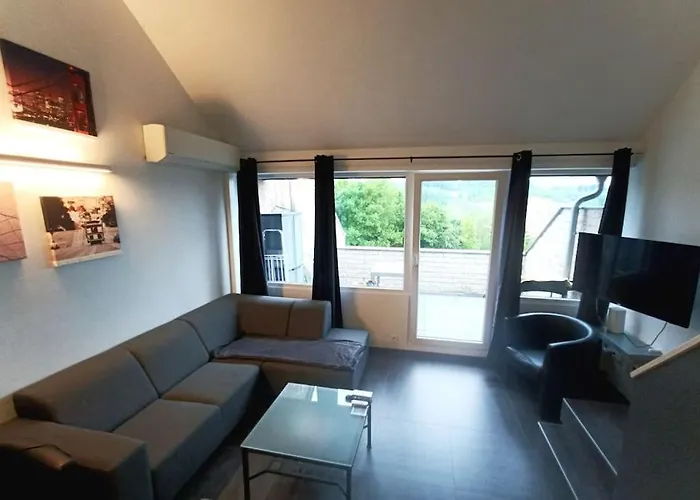 Le Havre Du Circuit / Triplex Avec Sauna *